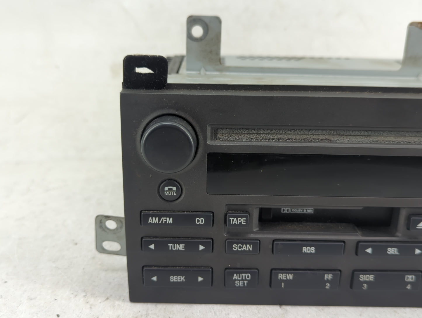 2003-2005 Lincoln Town Car Radio AM FM Cd Player Receiver Replacement P/N:3W1T-18C868-AH Fits Fits 2003 2004 2005 OEM Used A
