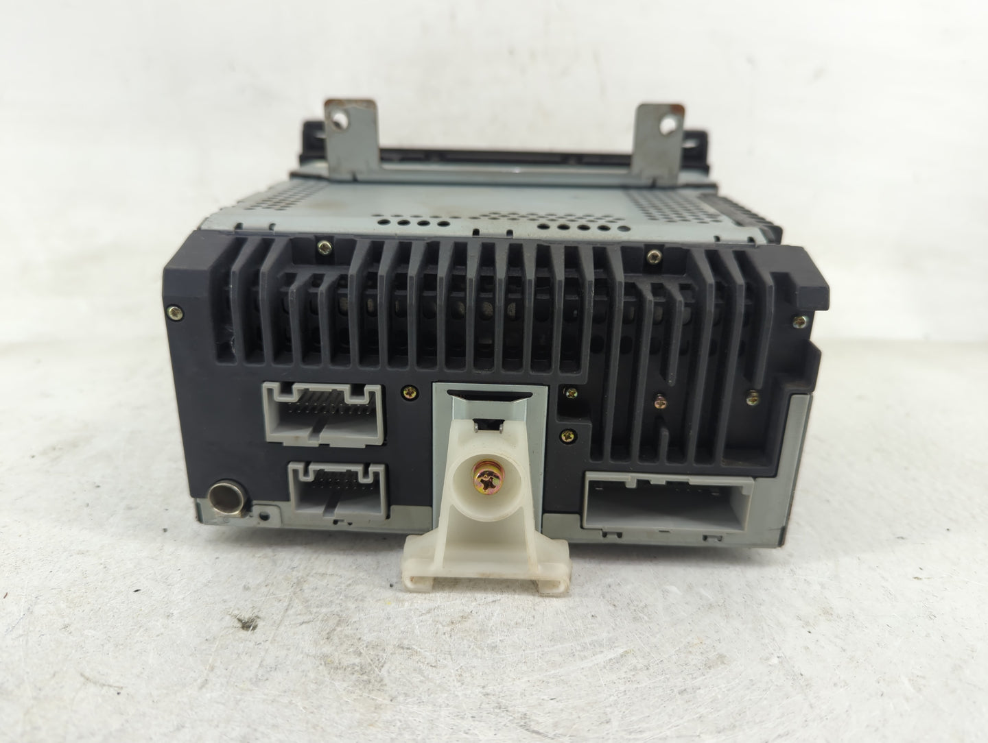 2003-2005 Lincoln Town Car Radio AM FM Cd Player Receiver Replacement P/N:3W1T-18C868-AH Fits Fits 2003 2004 2005 OEM Used A