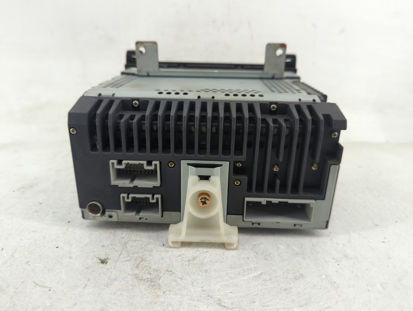 2003-2005 Lincoln Town Car Radio AM FM Cd Player Receiver Replacement P/N:3W1T-18C868-AH Fits Fits 2003 2004 2005 OEM Used A