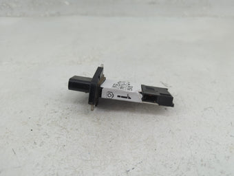 compare product 2005-2011 Lincoln Town Car Mass Air Flow Meter Maf