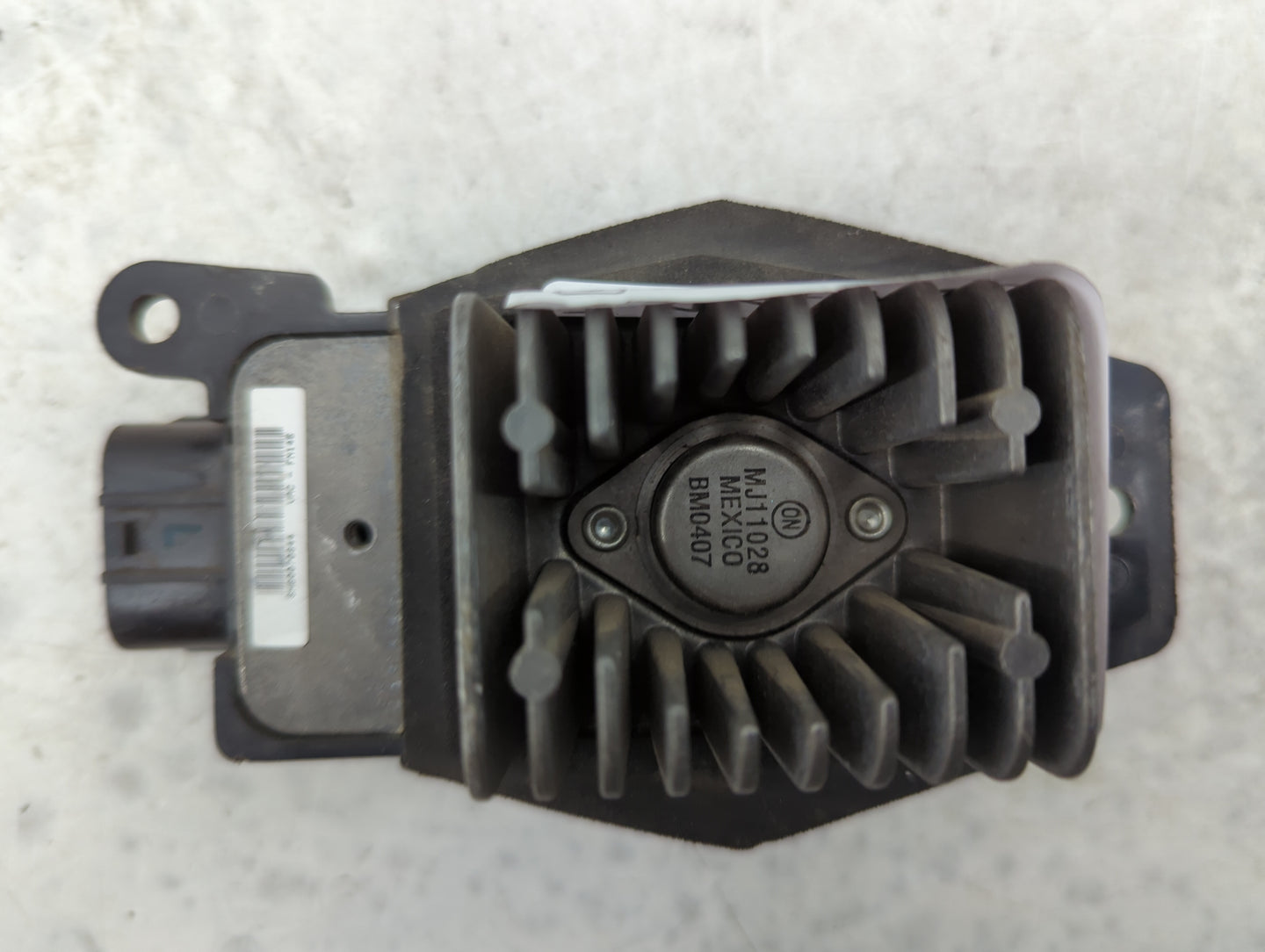 2003-2007 Lincoln Town Car Temperature Control Module 3w1h-19e624-ab - Oemusedautoparts1.com