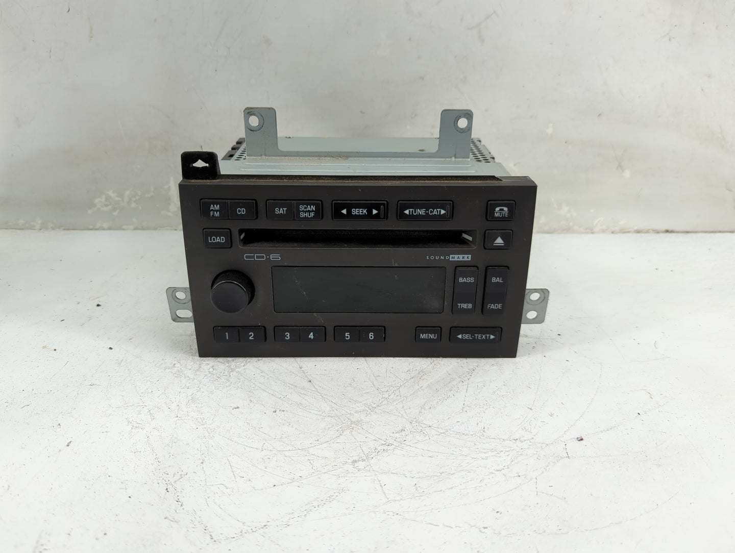 2005 Lincoln Town Car Radio AM FM Cd Player Receiver Replacement P/N:5W1T-18C815-BF Fits OEM Used Auto Parts - Oemusedautopa