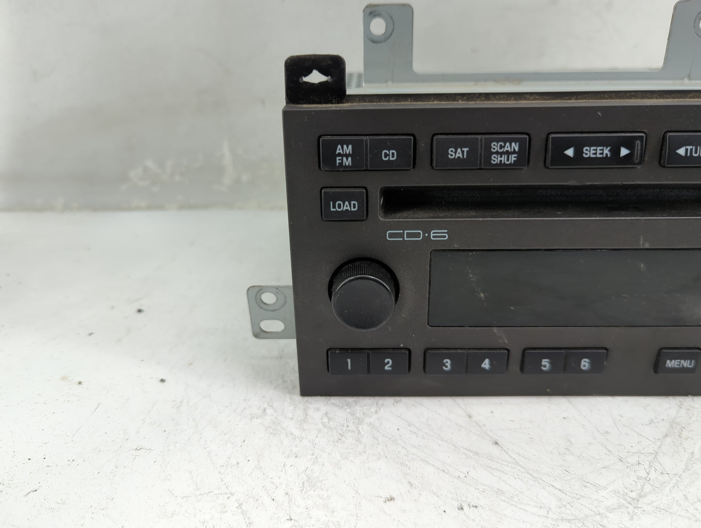 2005 Lincoln Town Car Radio AM FM Cd Player Receiver Replacement P/N:5W1T-18C815-BF Fits OEM Used Auto Parts - Oemusedautopa