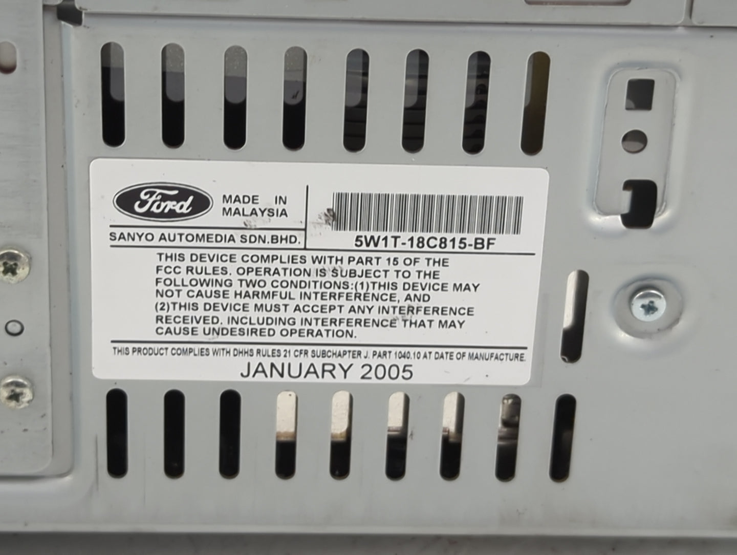 2005 Lincoln Town Car Radio AM FM Cd Player Receiver Replacement P/N:5W1T-18C815-BF Fits OEM Used Auto Parts - Oemusedautopa