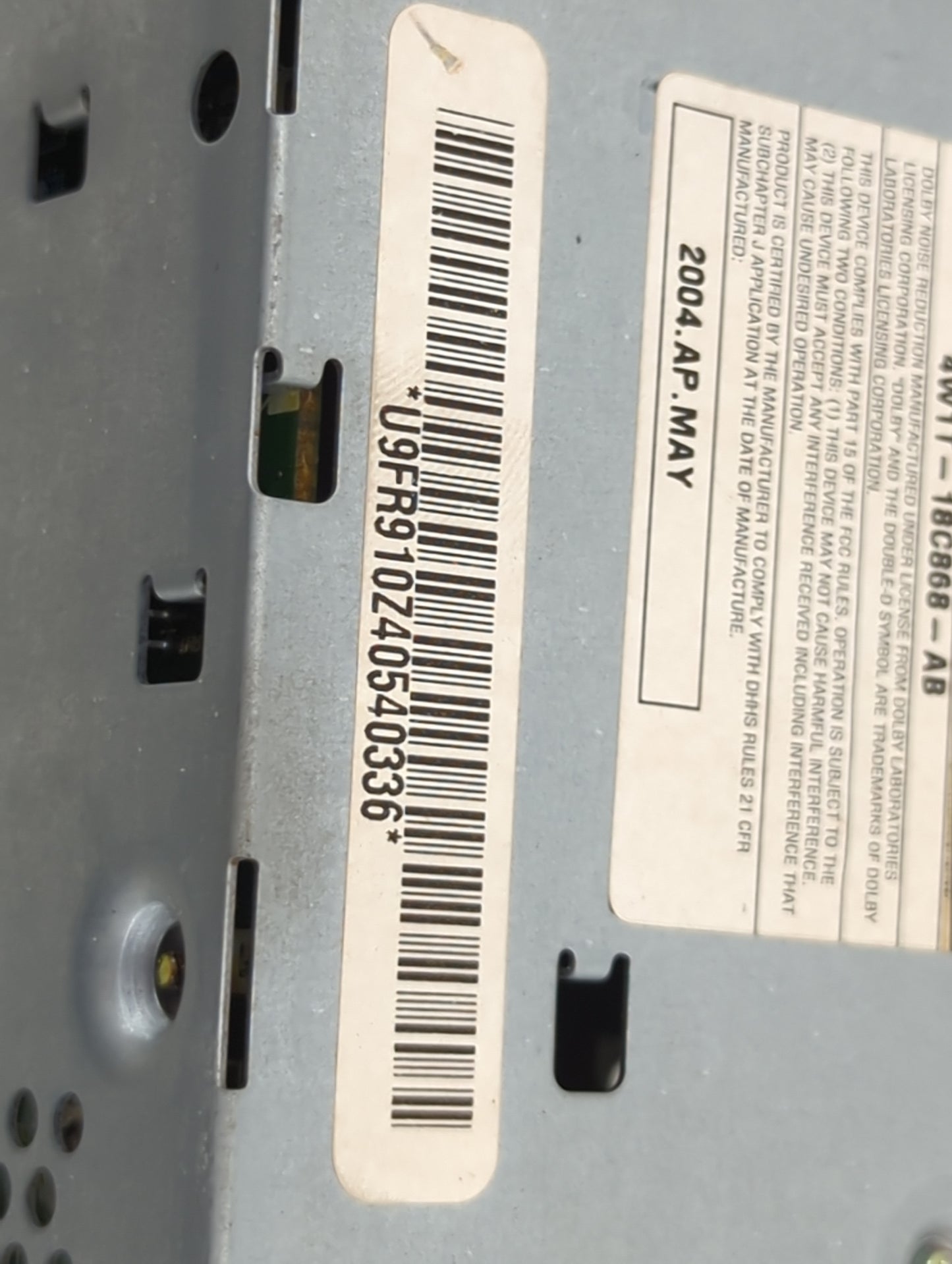 2005 Lincoln Town Car Radio AM FM Cd Player Receiver Replacement P/N:4W1T-18C868-AB Fits OEM Used Auto Parts - Oemusedautopa