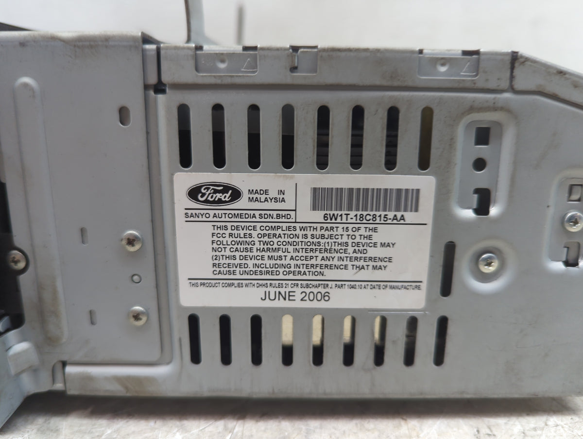 2005 Lincoln Town Car Radio AM FM Cd Player Receiver Replacement P/N:6W1T-18C815-AA Fits OEM Used Auto Parts - Oemusedautopa