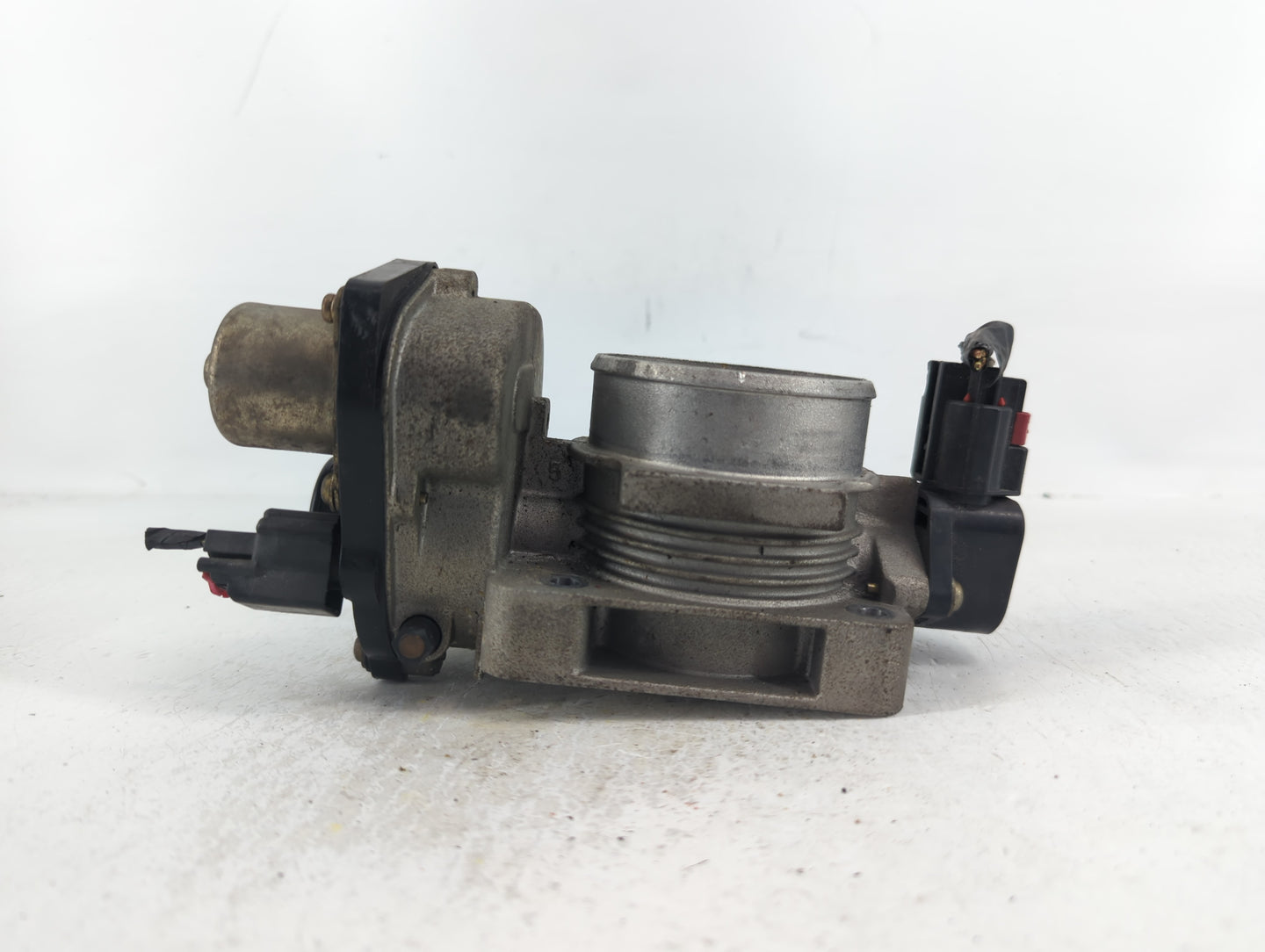 2005-2011 Lincoln Town Car Throttle Body P/N:3L5E-AD Fits Fits 2004 2005 2006 2007 2008 2009 2010 2011 2012 2013 2014 2015 2