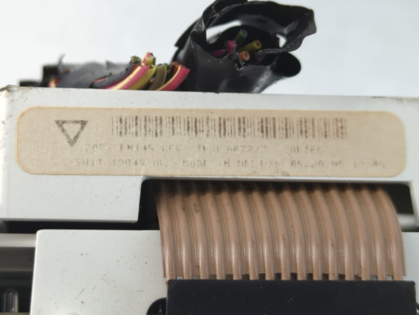 2005 Lincoln Town Car Instrument Cluster Speedometer Gauges Fits OEM Used Auto Parts - Oemusedautoparts1.com