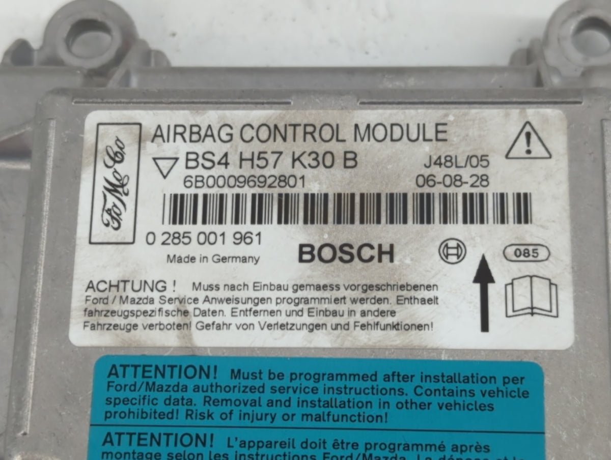 2005 Mazda 3 Safety Restraint Srs Airbag Control Module - Oemusedautoparts1.com