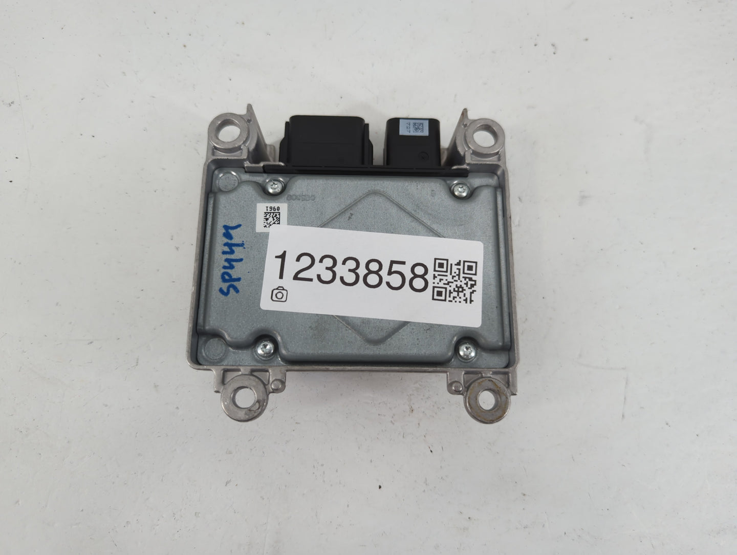 2005 Mazda 3 Safety Restraint Srs Airbag Control Module - Oemusedautoparts1.com