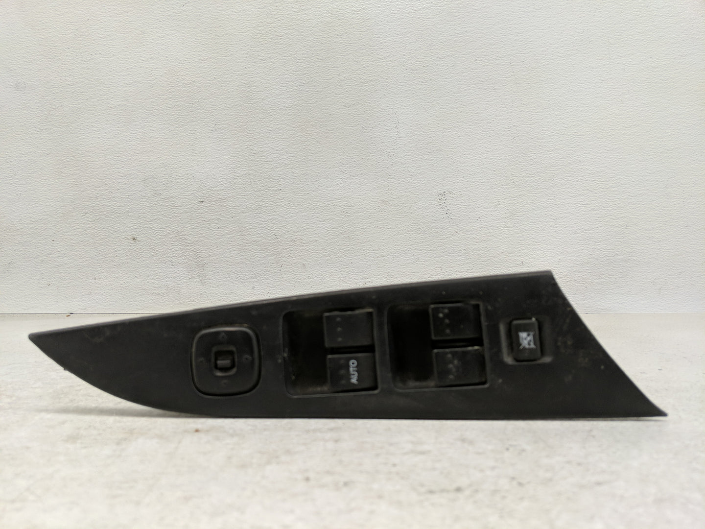 2004-2009 Mazda 3 Master Power Window Switch Replacement Driver Side Left P/N:BJ0E 66 600 Fits Fits 2004 2005 2006 2007 2008