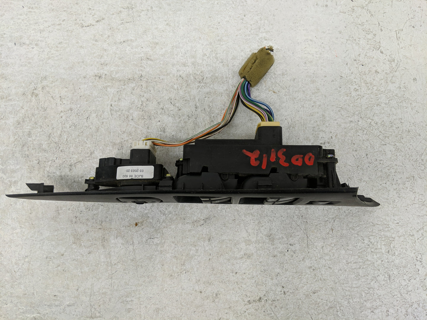 2004-2009 Mazda 3 Master Power Window Switch Replacement Driver Side Left P/N:BJ0E 66 600 Fits Fits 2004 2005 2006 2007 2008