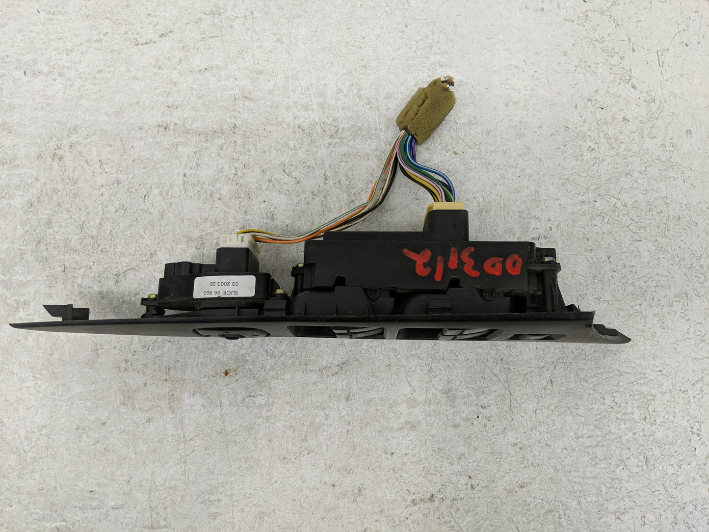 2004-2009 Mazda 3 Master Power Window Switch Replacement Driver Side Left P/N:BJ0E 66 600 Fits Fits 2004 2005 2006 2007 2008