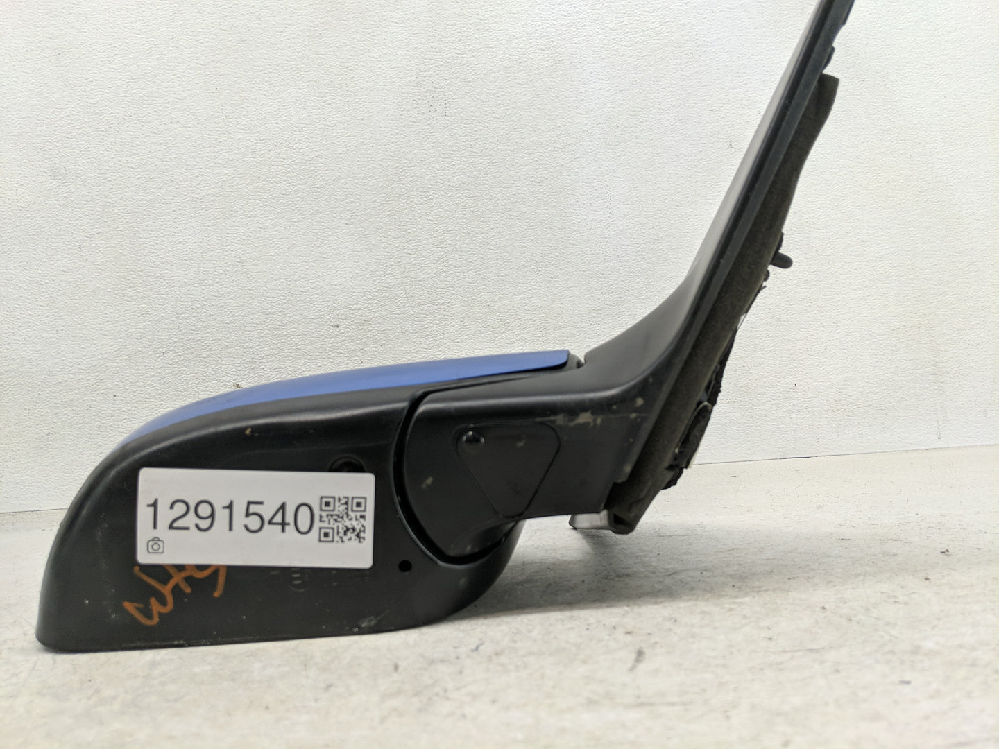 2004-2006 Mazda 3 Passenger Side View Mirror - Right Door Mirror OEM Used - Oemusedautoparts1.com
