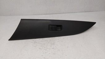 compare product 2005 Mazda 3 Passeneger Right Power Window Switch B32h 66 370|b32h66370