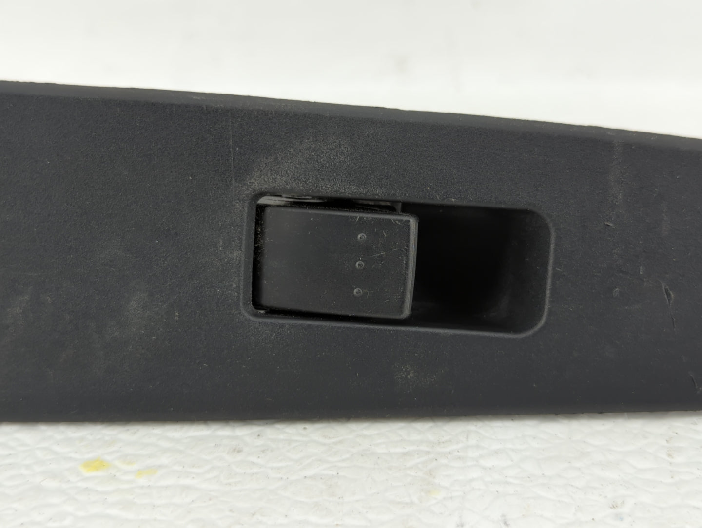 2005 Mazda 3 Master Power Window Switch Replacement Driver Side Left P/N:B32H 66 370 Fits OEM Used Auto Parts - Oemusedautop
