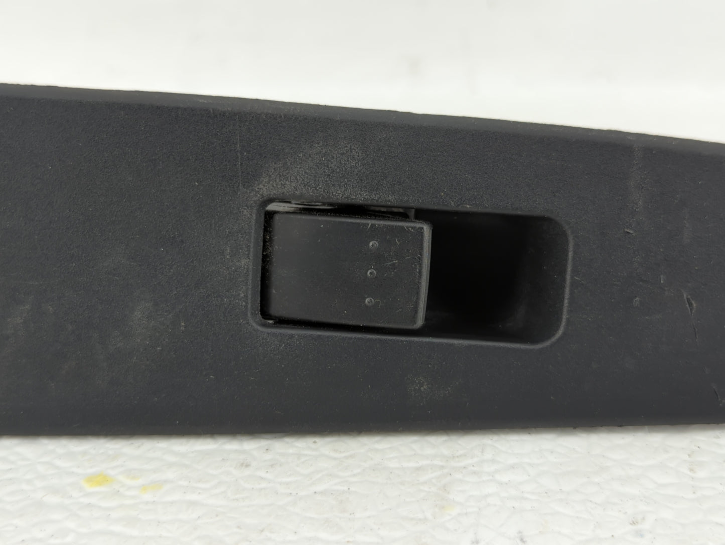 2005 Mazda 3 Master Power Window Switch Replacement Driver Side Left P/N:B32H 66 370 Fits OEM Used Auto Parts - Oemusedautop