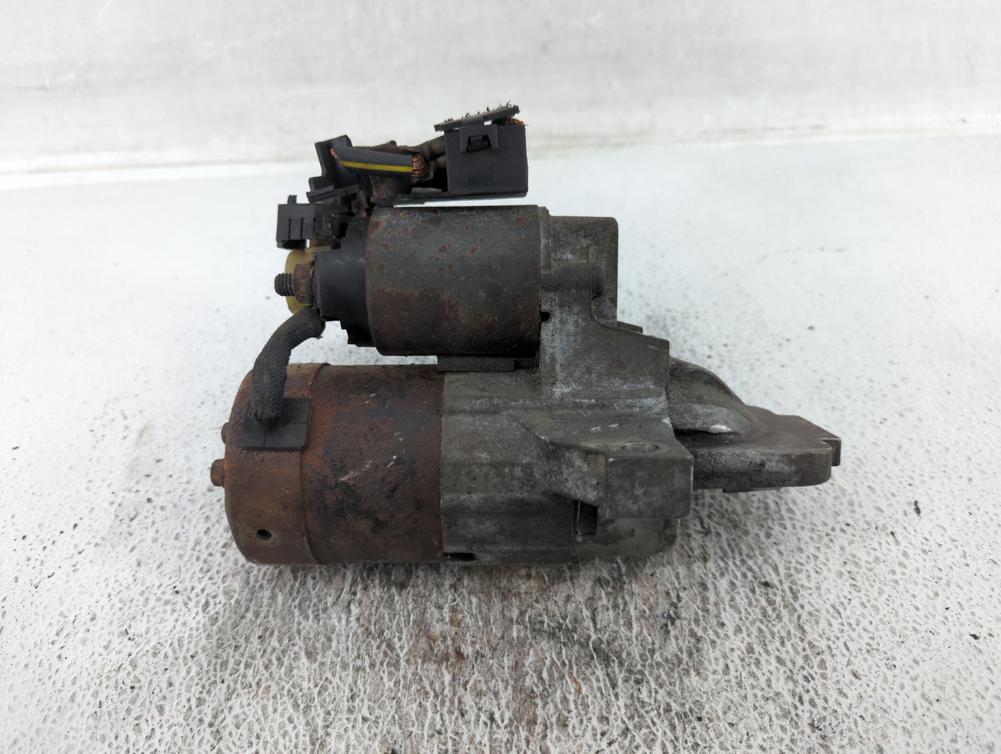 2004-2009 Mazda 3 Car Starter Motor Solenoid OEM P/N:M000T90981 Fits Fits 2004 2005 2006 2007 2008 2009 OEM Used Auto Parts 