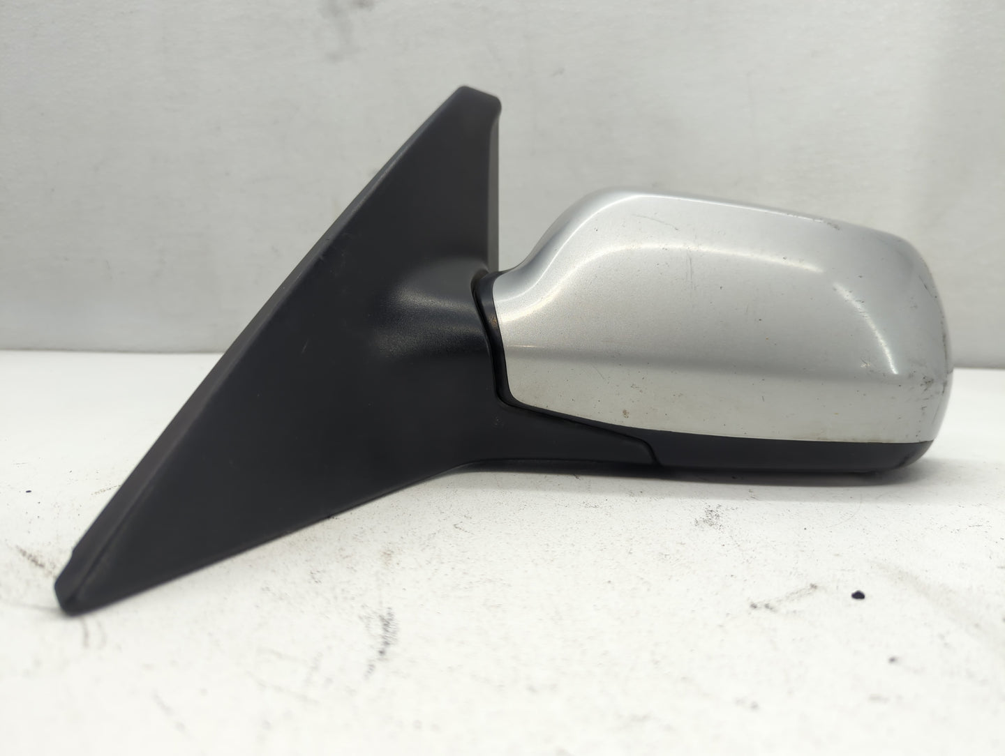 2004-2006 Mazda 3 Driver Side View Mirror - Left Door Mirror OEM Used - Oemusedautoparts1.com