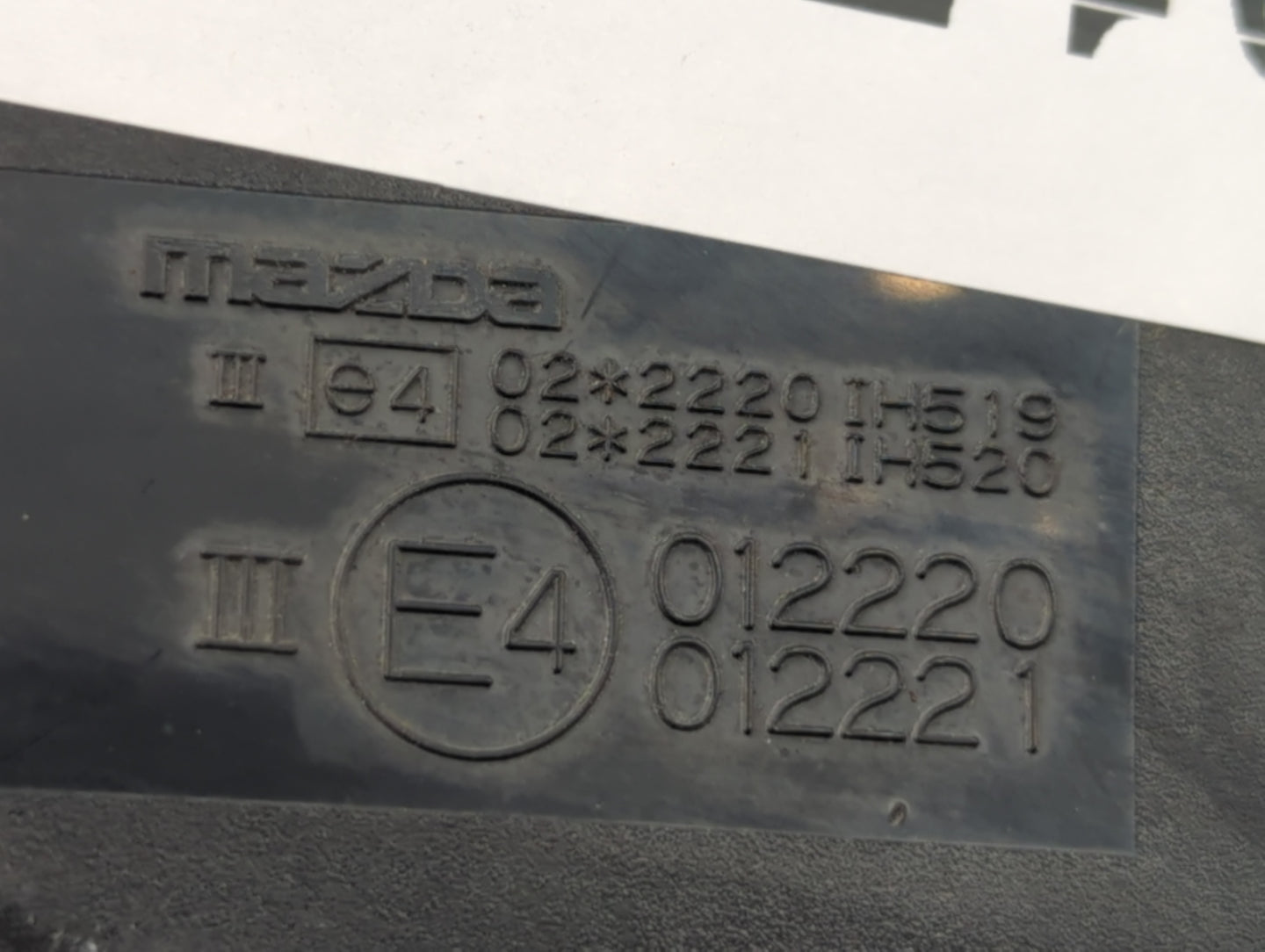 2004-2006 Mazda 3 Driver Side View Mirror - Left Door Mirror OEM Used - Oemusedautoparts1.com