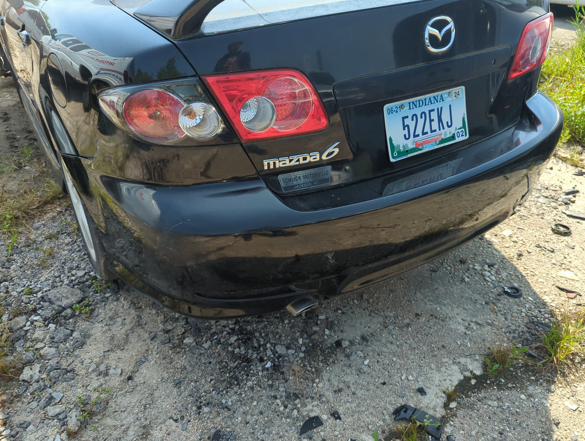 2003-2005 Mazda 6 Rear Bumper Assembly Oem - Oemusedautoparts1.com