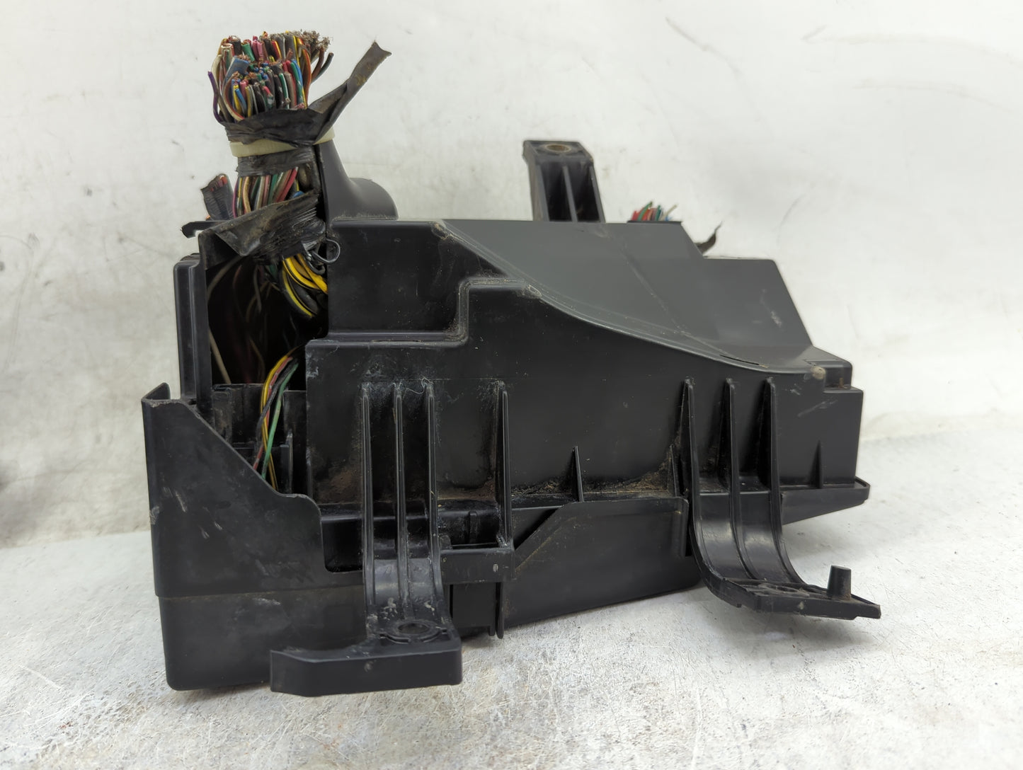 2003-2005 Mazda 6 Fusebox Fuse Box Panel Relay Module Fits Fits 2003 2004 2005 OEM Used Auto Parts - Oemusedautoparts1.com