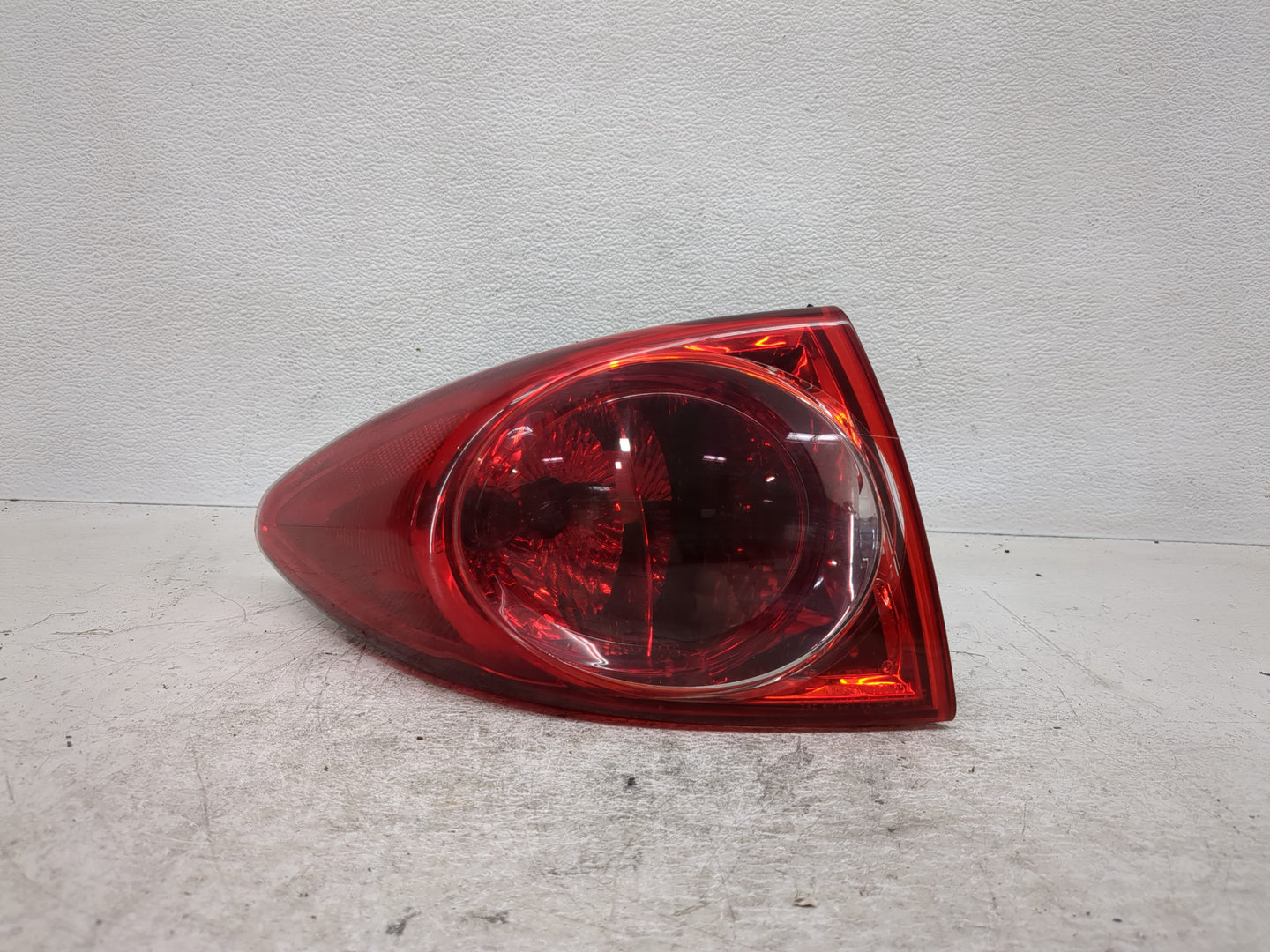 2004-2005 Mazda 6 Tail Light Assembly Driver Left OEM Fits Fits 2004 2005 OEM Used Auto Parts - Oemusedautoparts1.com