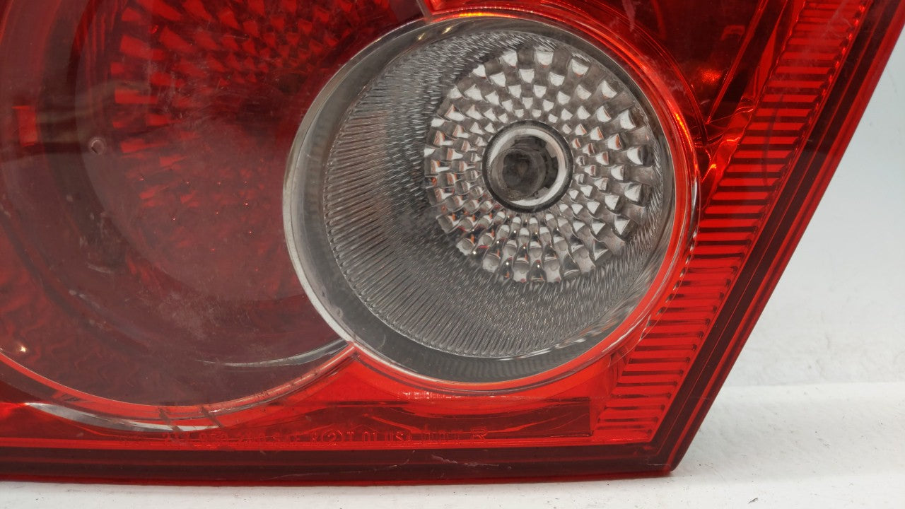 2003-2005 Mazda 6 Tail Light Assembly Passenger Right OEM P/N:2TZ 950 200 2TZ950200 Fits Fits 2003 2004 2005 OEM Used Auto P