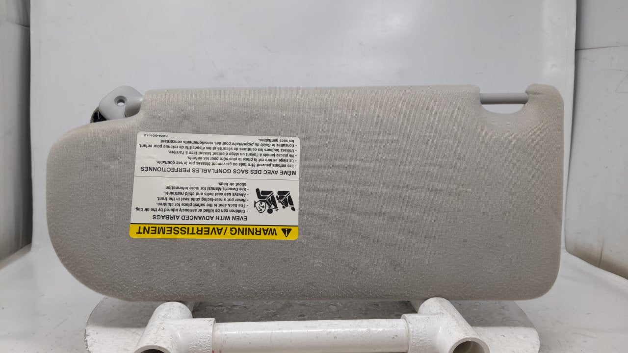 2005 Mazda 6 Sun Visor Shade Replacement Passenger Right Mirror Fits OEM Used Auto Parts - Oemusedautoparts1.com