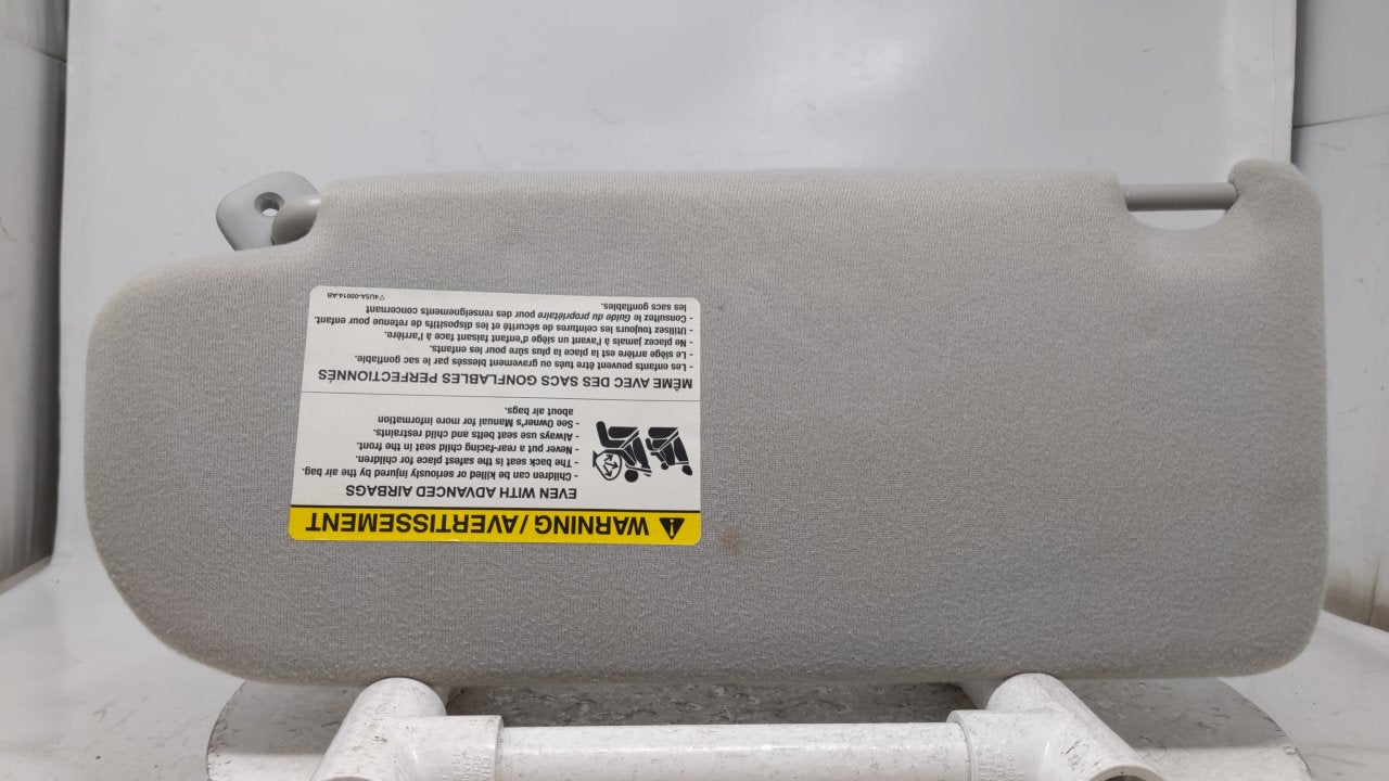 2005 Mazda 6 Sun Visor Shade Replacement Passenger Right Mirror Fits OEM Used Auto Parts - Oemusedautoparts1.com