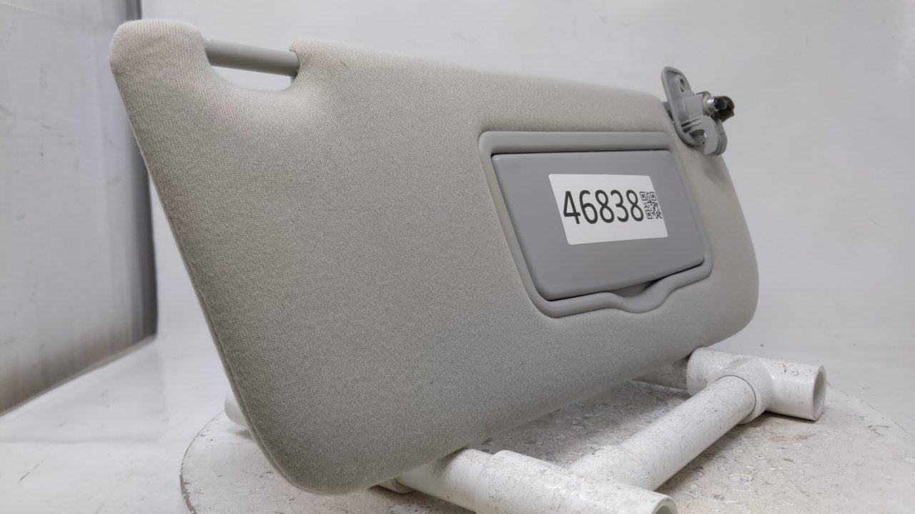 2005 Mazda 6 Sun Visor Shade Replacement Passenger Right Mirror Fits OEM Used Auto Parts - Oemusedautoparts1.com