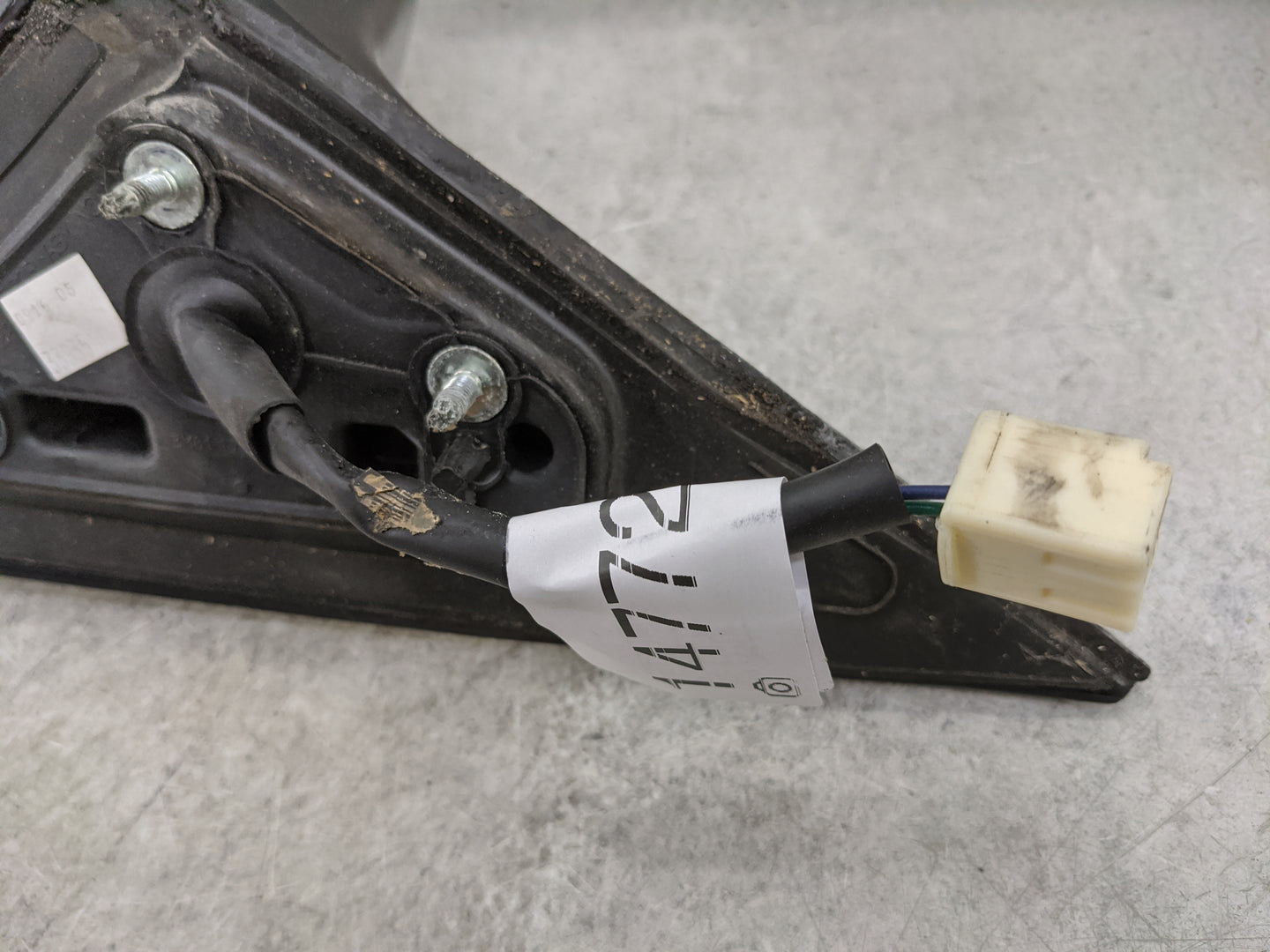 2005 Mazda Mazda3 Passenger Side View Mirror - Right Door Mirror OEM Used - Oemusedautoparts1.com