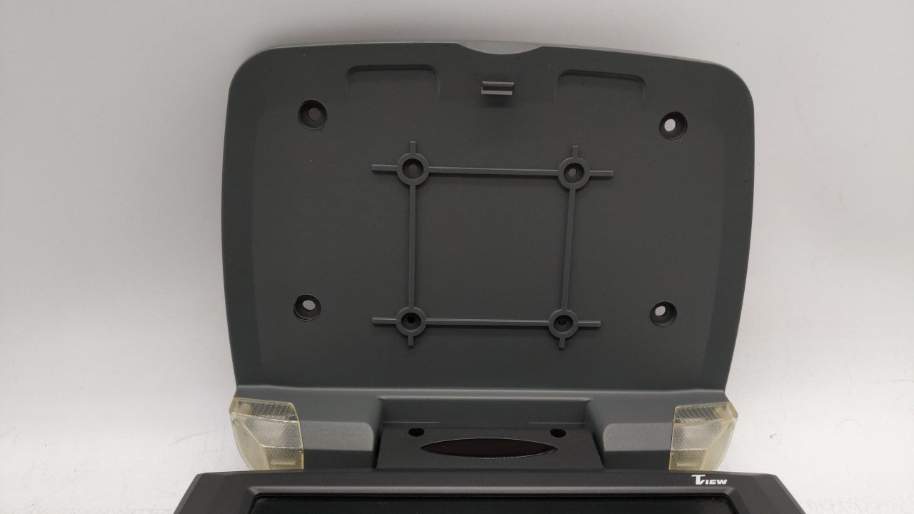 2002-2006 Mazda Mpv Information Display Screen - Oemusedautoparts1.com