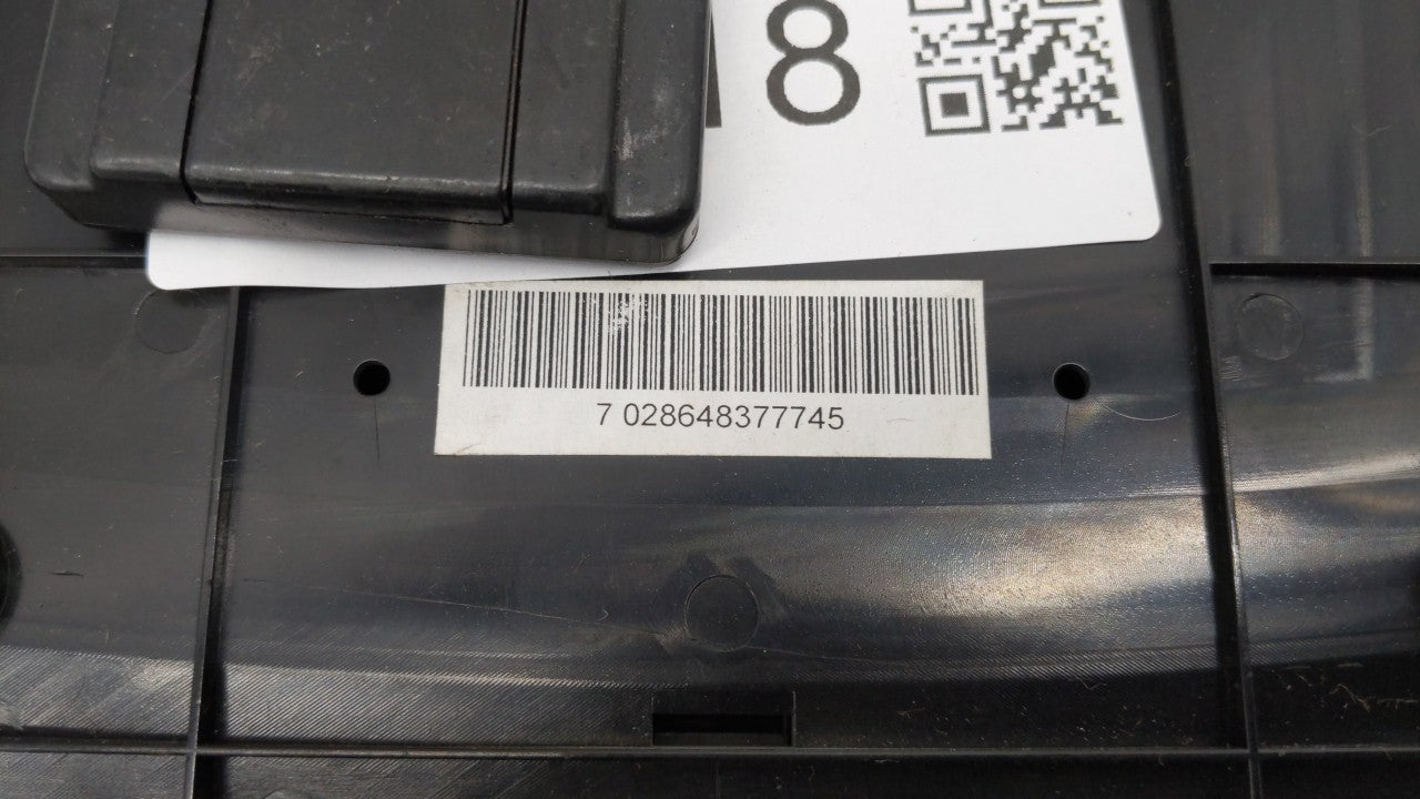 2002-2006 Mazda Mpv Information Display Screen - Oemusedautoparts1.com