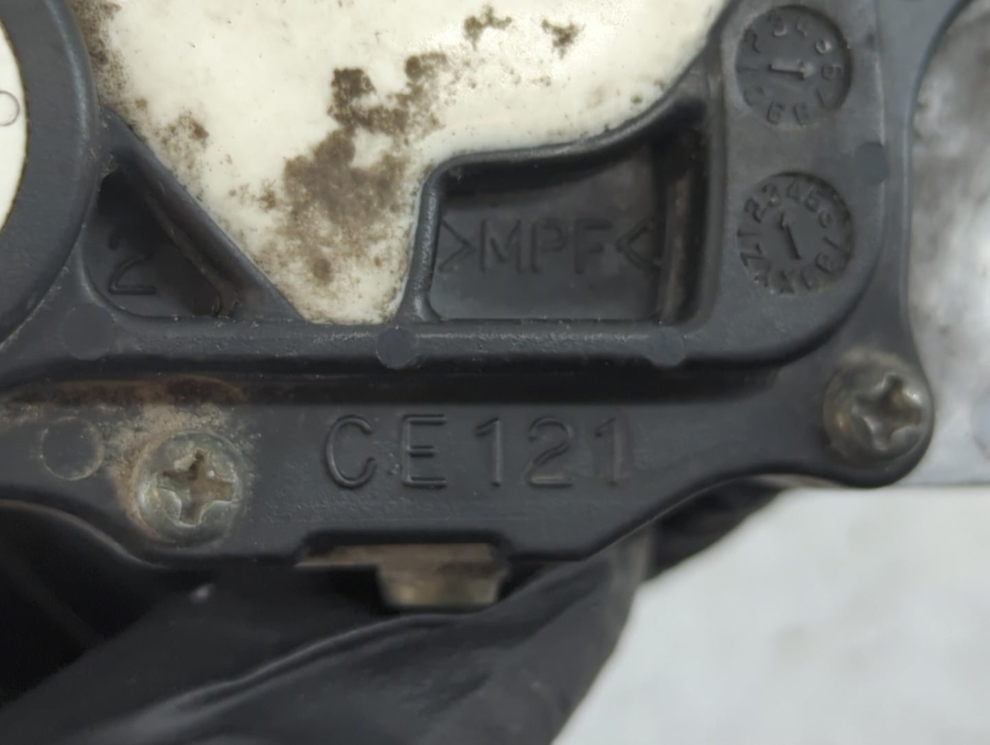 2002-2006 Mazda Mpv Ignition Coil Igniter Pack - Oemusedautoparts1.com