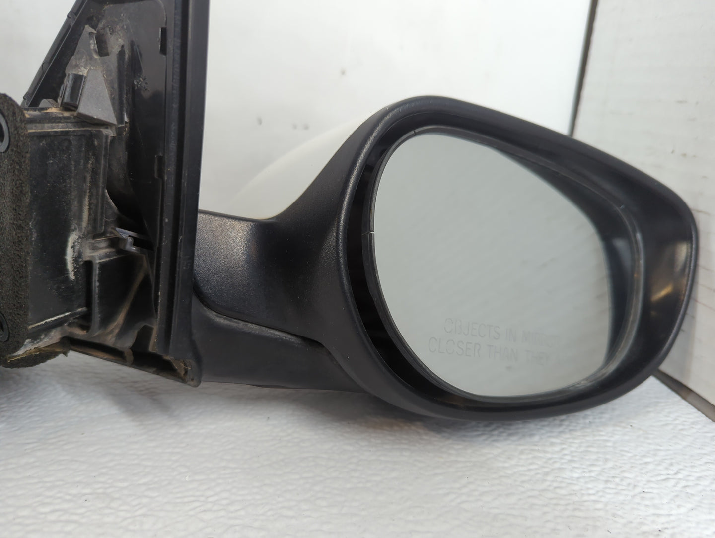 2004-2011 Mazda Rx-8 Driver Side View Mirror - Left Door Mirror OEM Used - Oemusedautoparts1.com