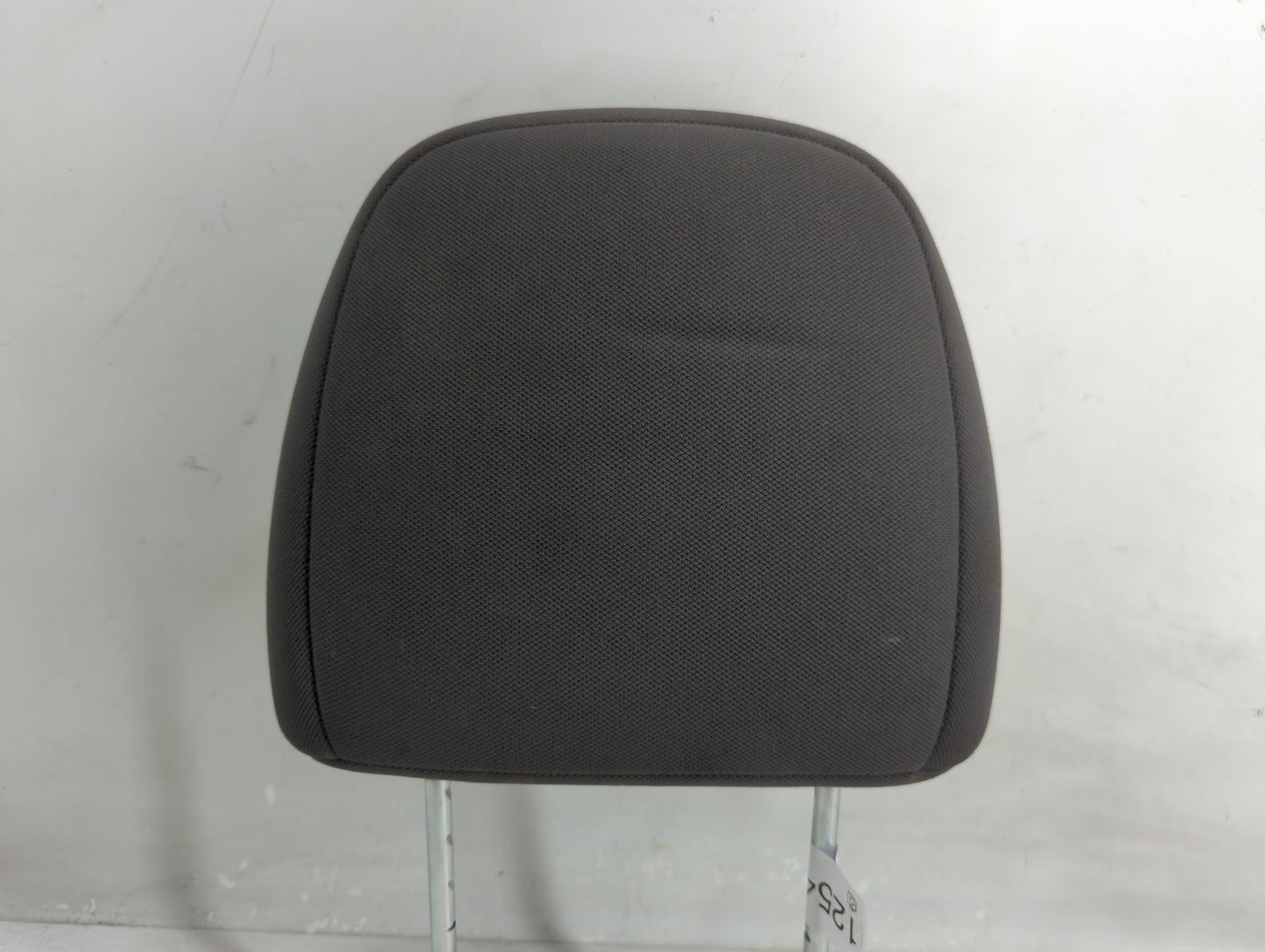 2005 Mazda Tribute Headrest Head Rest Front Driver Passenger Seat Fits OEM Used Auto Parts - Oemusedautoparts1.com
