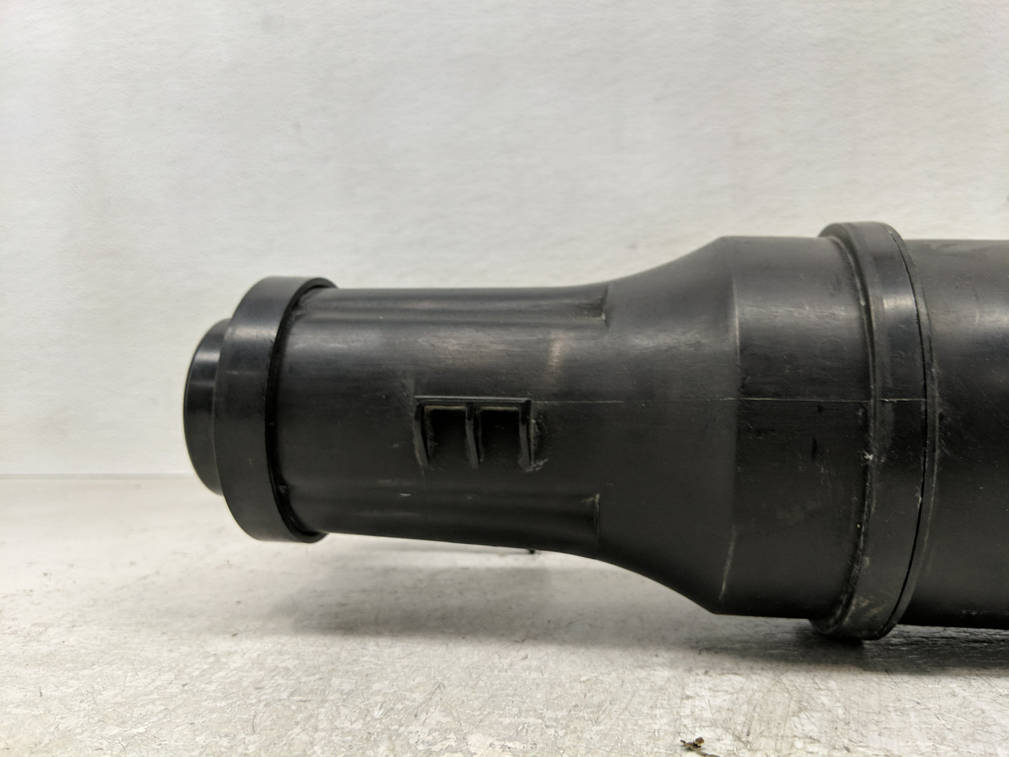 2005 Mazda Tribute Fuel Vapor Charcoal Canister - Oemusedautoparts1.com