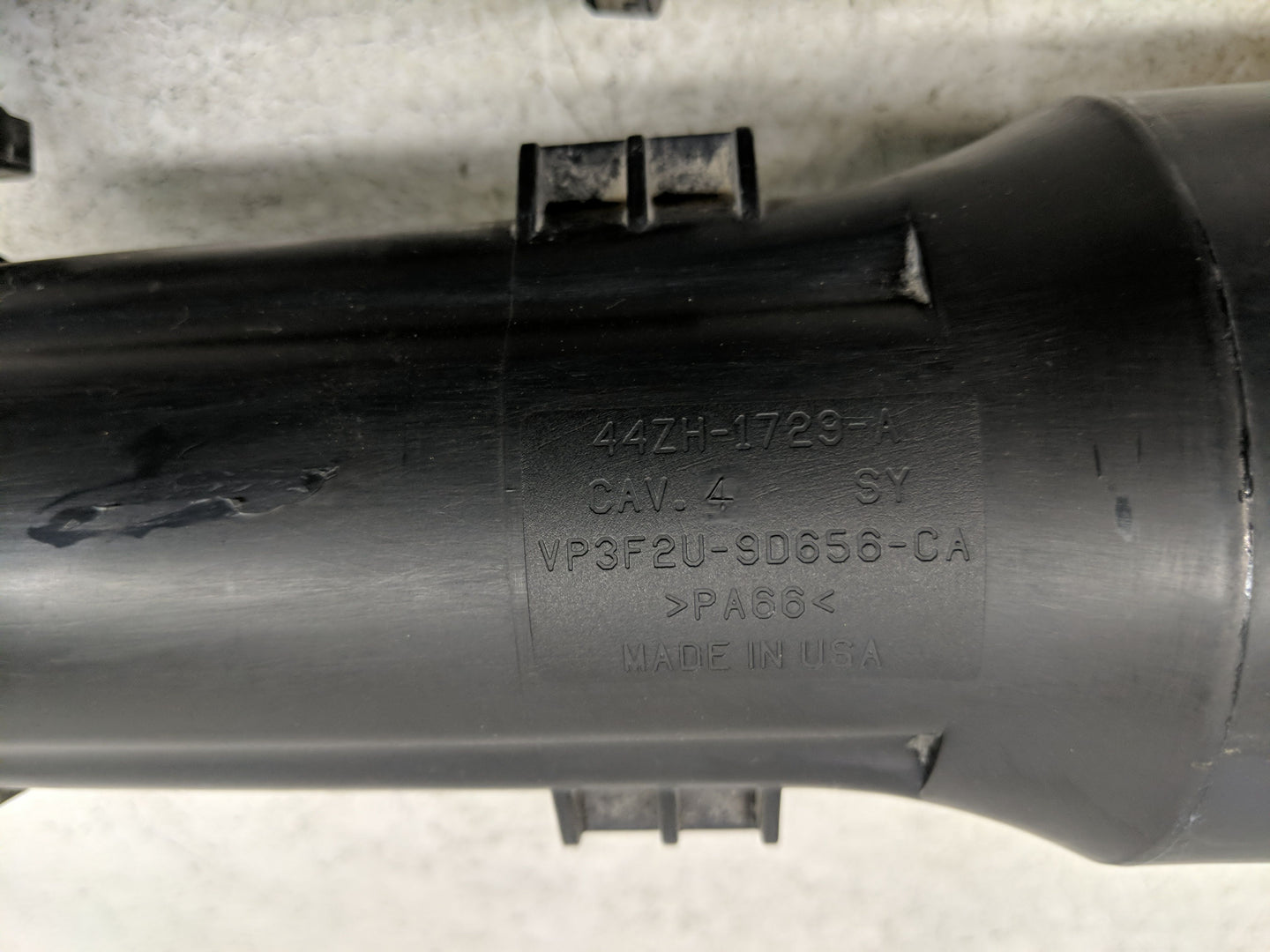 2005 Mazda Tribute Fuel Vapor Charcoal Canister - Oemusedautoparts1.com