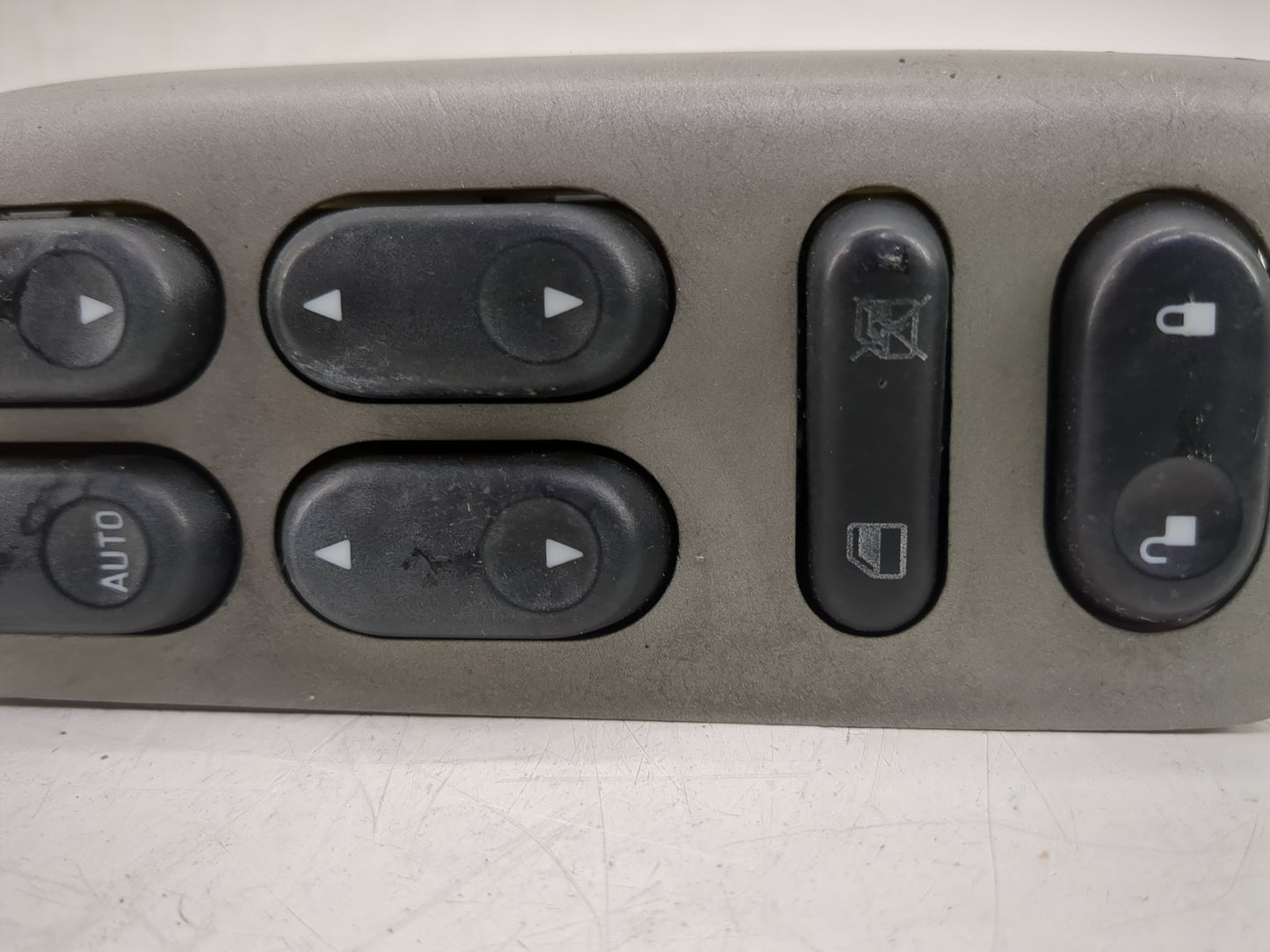 2001-2006 Mazda Tribute Master Power Window Switch Replacement Driver Side Left P/N:3L8Z-14529-AA Fits OEM Used Auto Parts -