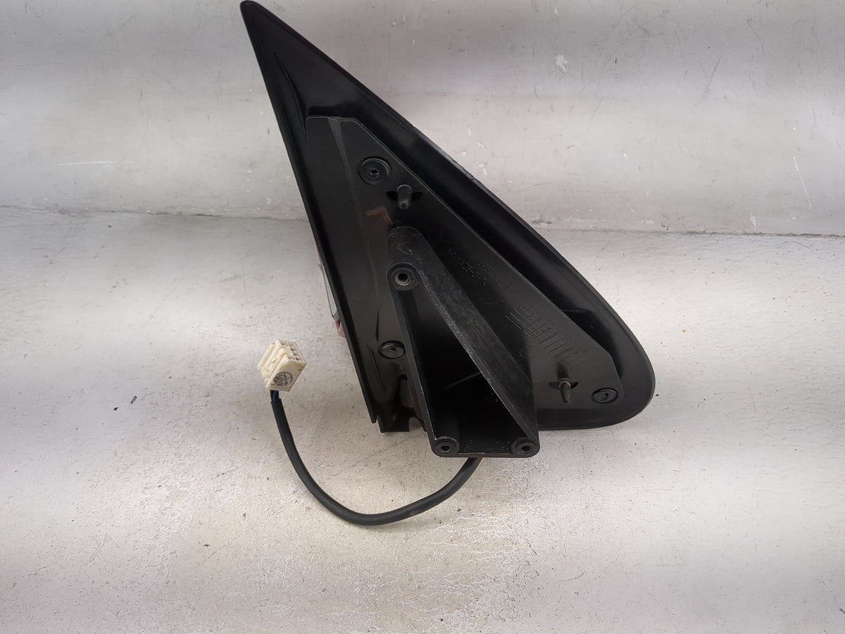 2005-2006 Mazda Tribute Driver Side View Mirror - Left Door Mirror OEM Used - Oemusedautoparts1.com