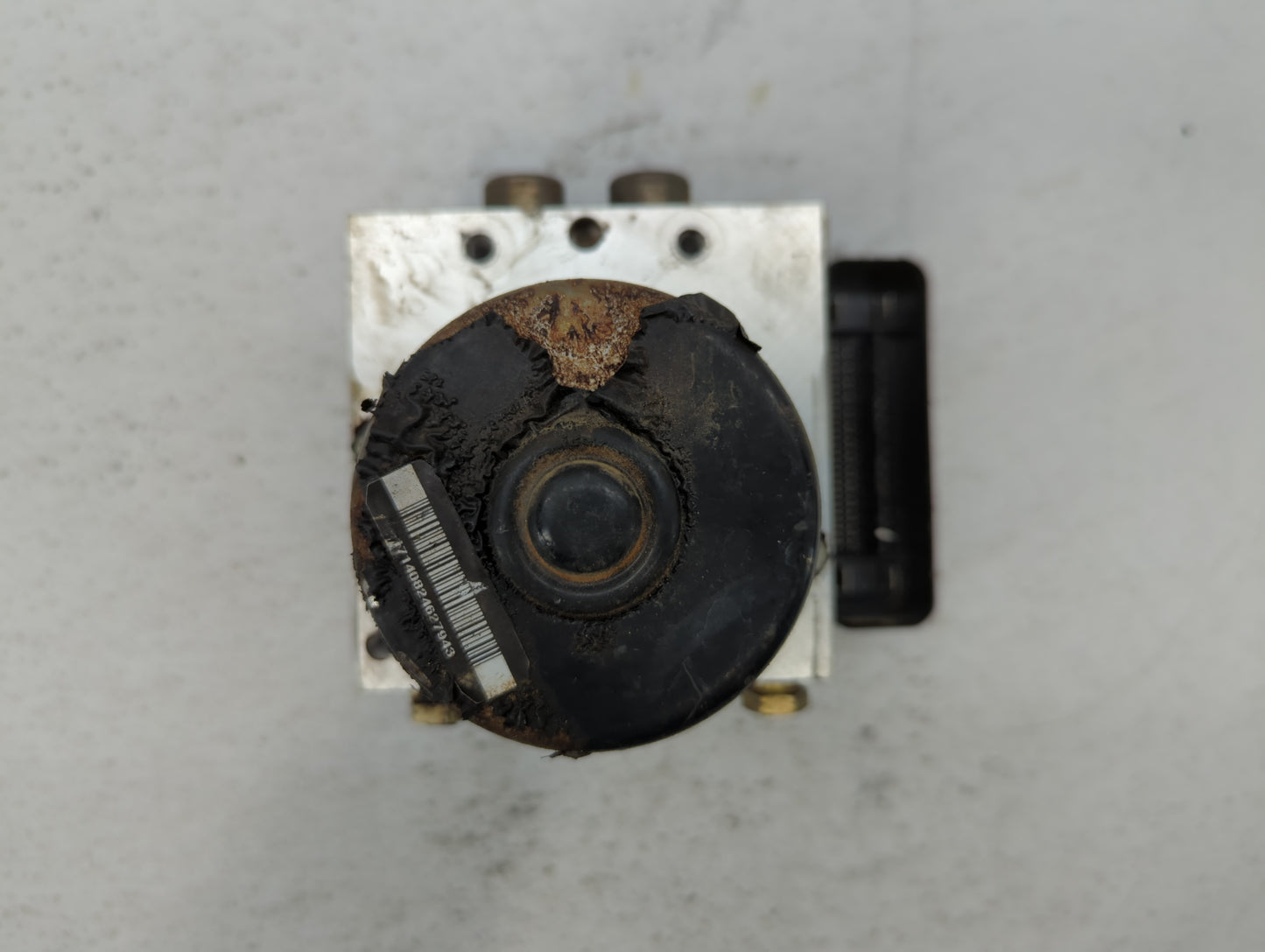 2005-2006 Mazda Tribute ABS Pump Control Module Replacement P/N:5L84-2C346-AH Fits Fits 2005 2006 OEM Used Auto Parts - Oemu