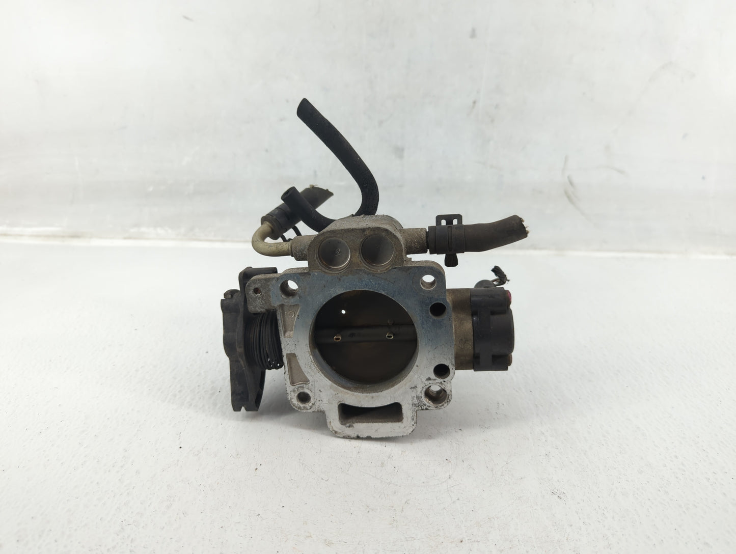 2005-2008 Mazda Tribute Throttle Body P/N:F5RF 9B989 BB Fits Fits 2005 2006 2007 2008 OEM Used Auto Parts - Oemusedautoparts