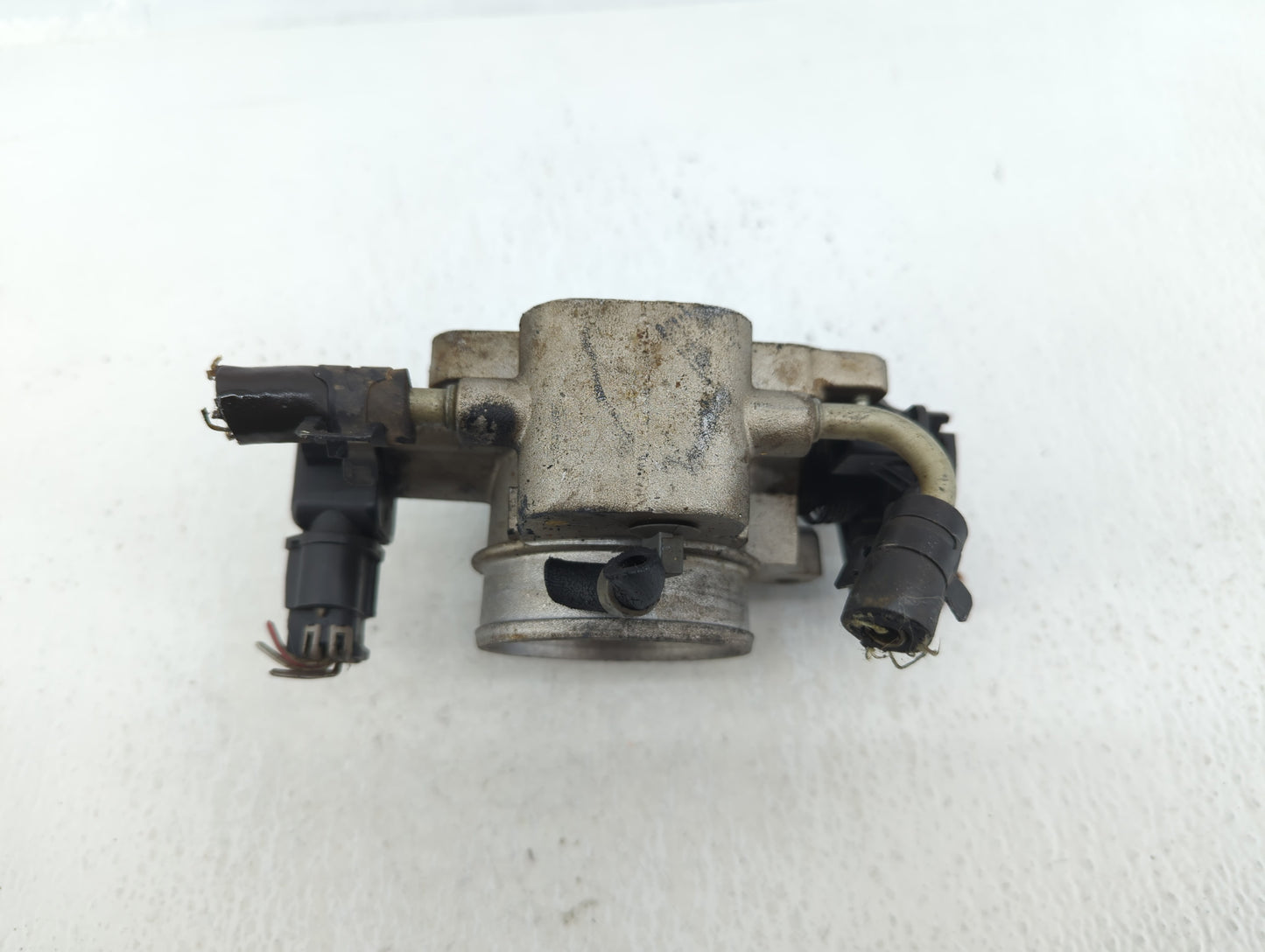 2005-2008 Mazda Tribute Throttle Body Fits Fits 2005 2006 2007 2008 OEM Used Auto Parts - Oemusedautoparts1.com