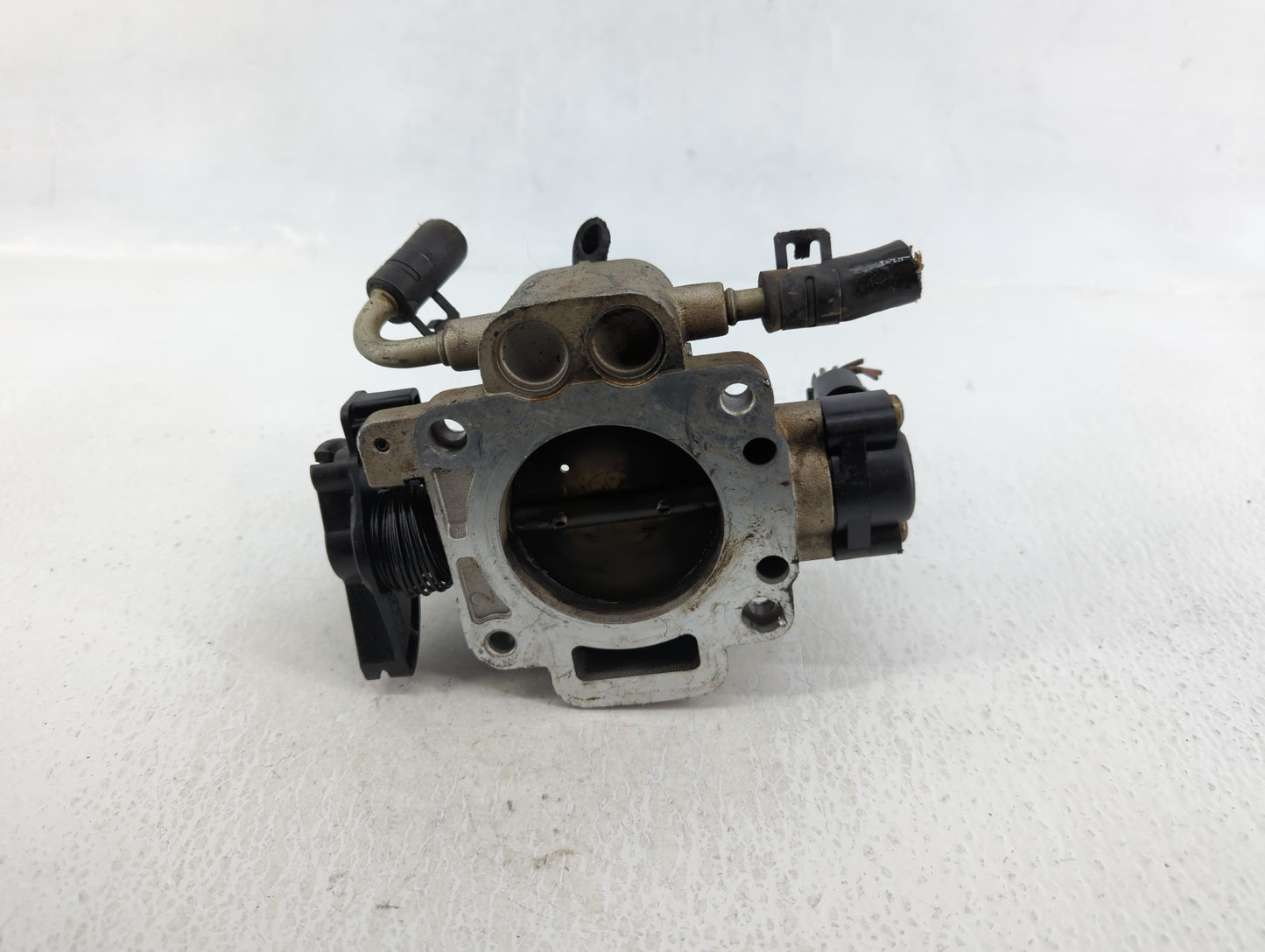 2005-2008 Mazda Tribute Throttle Body Fits Fits 2005 2006 2007 2008 OEM Used Auto Parts - Oemusedautoparts1.com