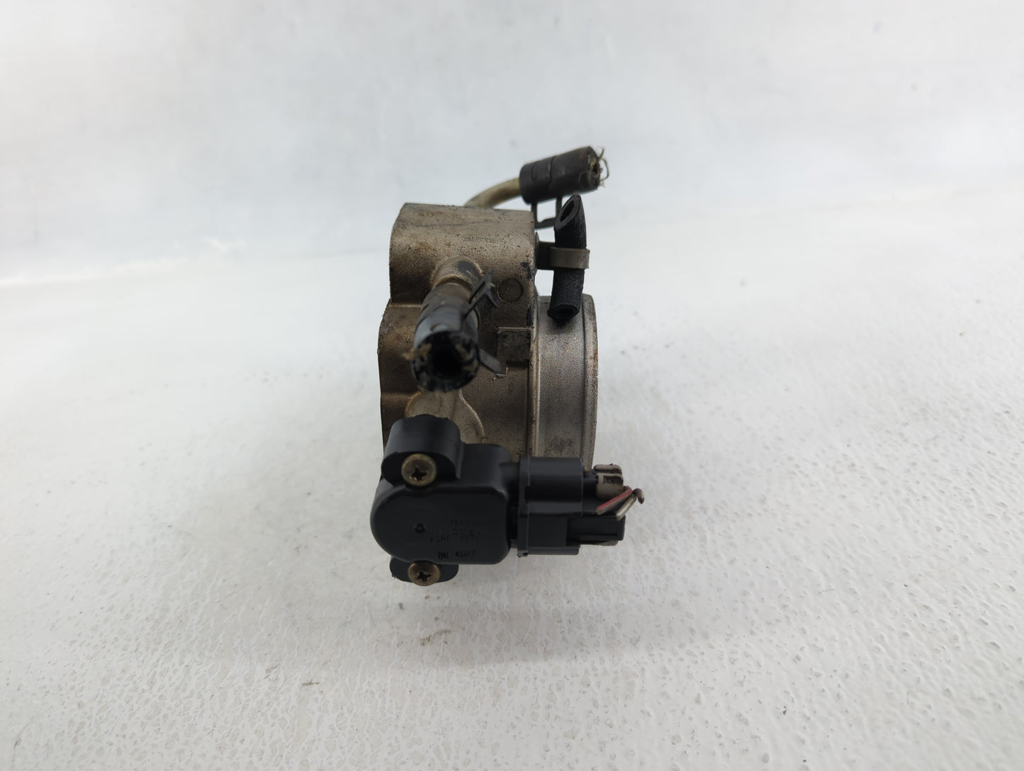 2005-2008 Mazda Tribute Throttle Body Fits Fits 2005 2006 2007 2008 OEM Used Auto Parts - Oemusedautoparts1.com