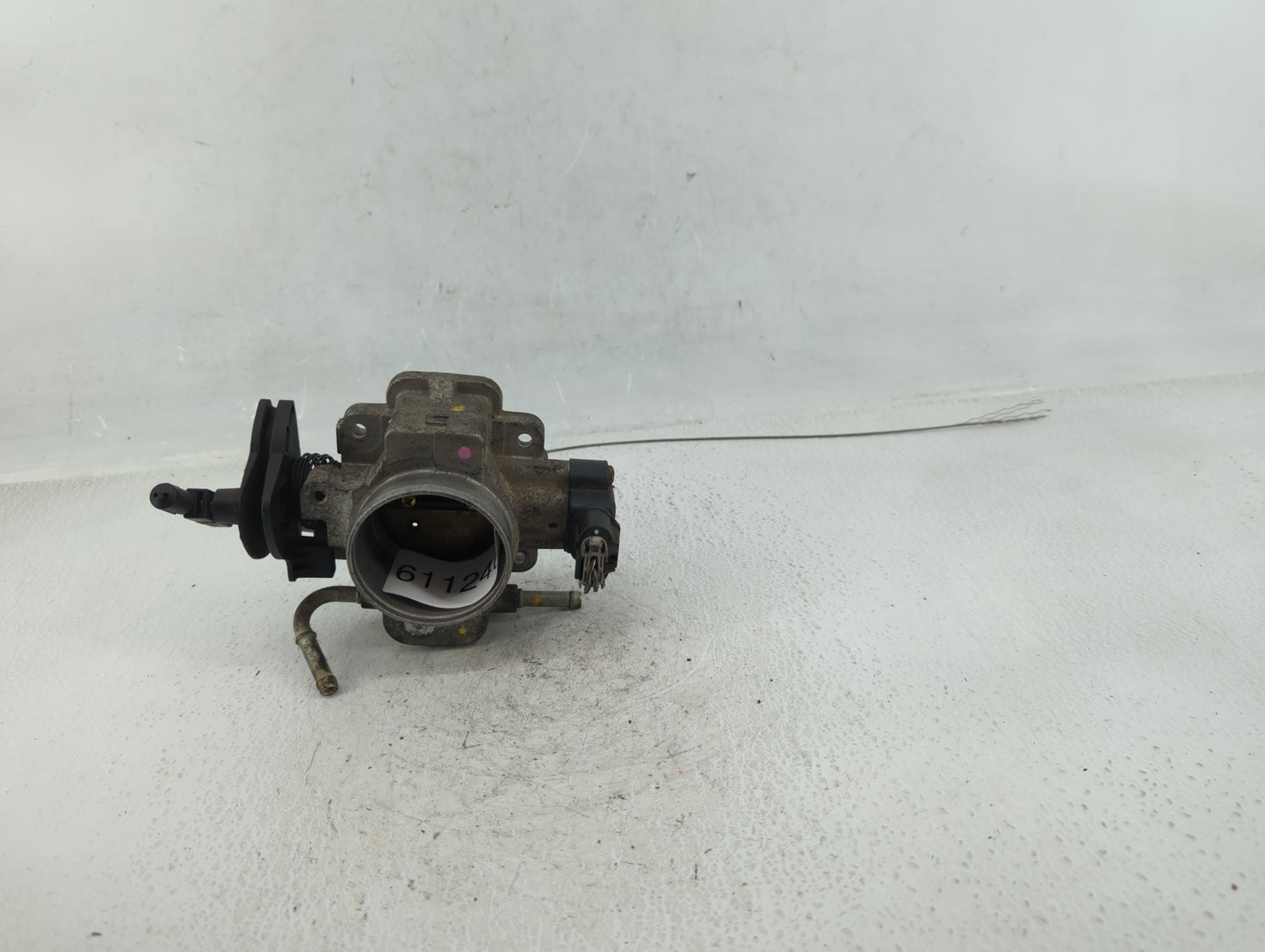 2005-2008 Mazda Tribute Throttle Body Fits Fits 2005 2006 2007 2008 OEM Used Auto Parts - Oemusedautoparts1.com