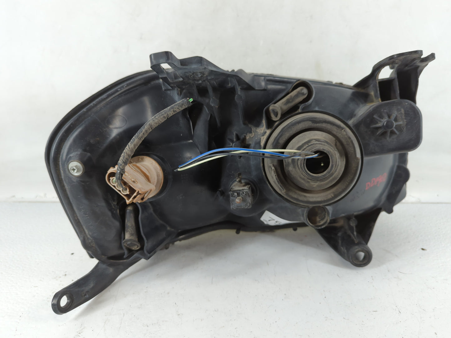 2005-2006 Mazda Tribute Driver Left Oem Head Light Headlight Lamp - Oemusedautoparts1.com