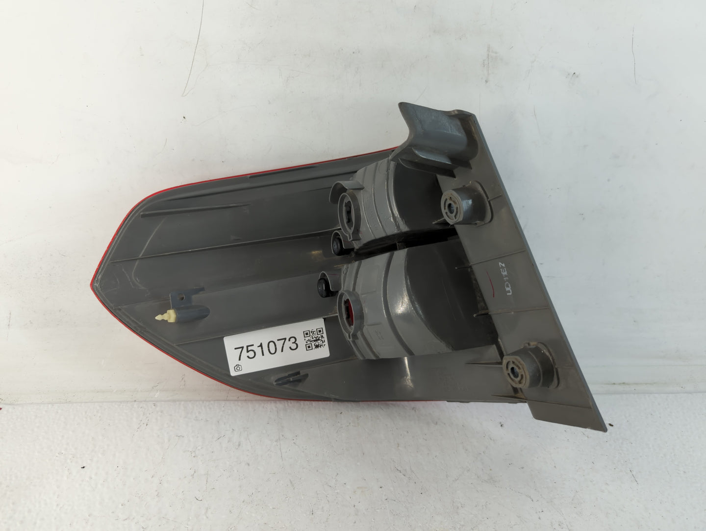 2005-2006 Mazda Tribute Tail Light Assembly Passenger Right OEM Fits Fits 2005 2006 OEM Used Auto Parts - Oemusedautoparts1.
