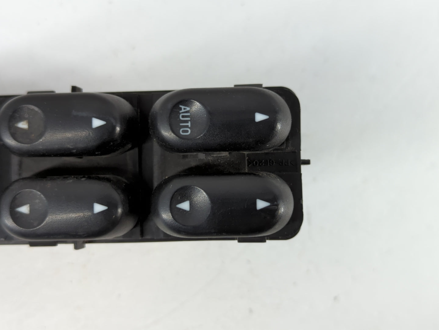 2005 Mazda Tribute Passenger Right Power Window Switch - Oemusedautoparts1.com